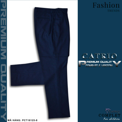 BỘ VEST BÉ TRAI CATRIO PCT16125/8 LÀ BỘ COMPLET TRẺ EM từ 6 tuổi đến 10 tuổi (25kg đến 35kg) thuộc bộ sưu tập quần áo trẻ em trang trọng cho mùa lễ hội, tết, tiệc cưới, sự kiện sinh nhật, được làm bằng vải dạ cao cấp nhất, đẹp đến từng chi tiết