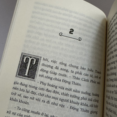 NGÀN NĂM SỬ VIỆT - Nhà Lý - Ỷ Lan phu nhân - Hoài Anh - NXB Kim Đồng