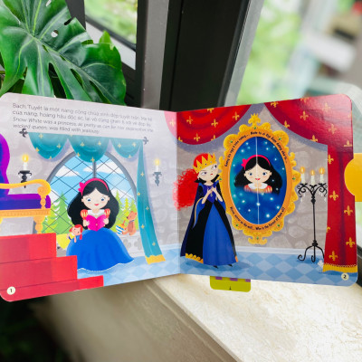 Sách Chuyển Động - First Stories - Nàng Bạch Tuyết - Snow White