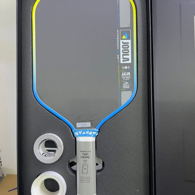 ￼Vợt Pickleball JOOLA Perseus Pro IV Summer Daze Limited Edition – Chính Hãng, Bản Giới Hạn (giao màu ngẫu nhiên )