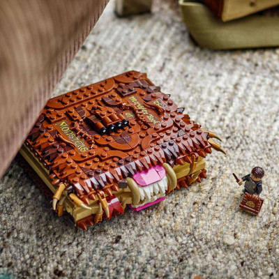 LEGO HARRY POTTER 76449 Đồ Chơi Lắp Ráp Harry Potter: Quyển Sách Quái Vật (518 chi tiết)