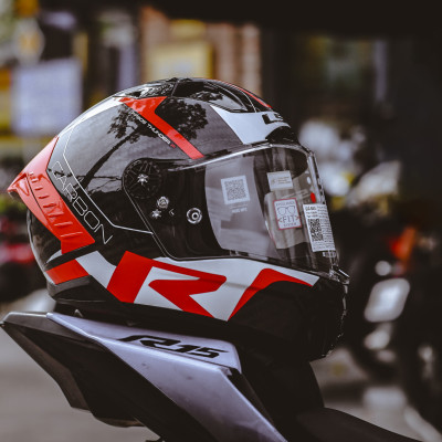 MŨ BẢO HIỂM FULLFACE LS2 FF805 THUNDER RACING CARBON - GARA20