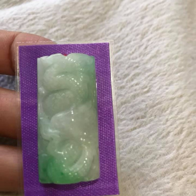 MẶT DÂY CHUYỀN TRẠM RỒNG KIỂU MỚI NAM ĐEO HÌNH ỐNG DÀI ĐÁ CẨM THẠCH TỰ NHIÊN MÀU TRẮNG XANH NHẸ dài 38,5mm x ngang 18,7mm