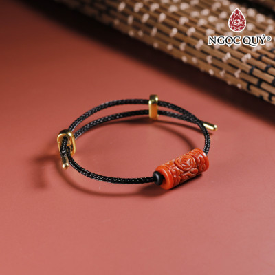 Vòng tay dây thép đá Cẩm thạch huyết khắc kim tiền 9x18mm mệnh hỏa , thổ - Ngọc Quý Gemstones