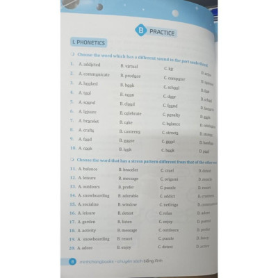 Sách - Global Success - Bài Tập Trắc Nghiệm Tiếng Anh Lớp 8 - Có Đáp Án - Tập 1 - Minh Thắng