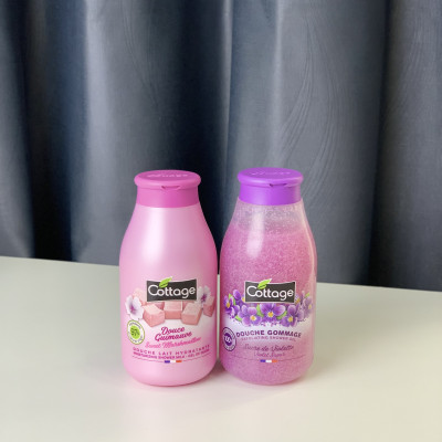 Set 2 chai sữa tắm + tdc Cottage Marshmallow và Hoa tím