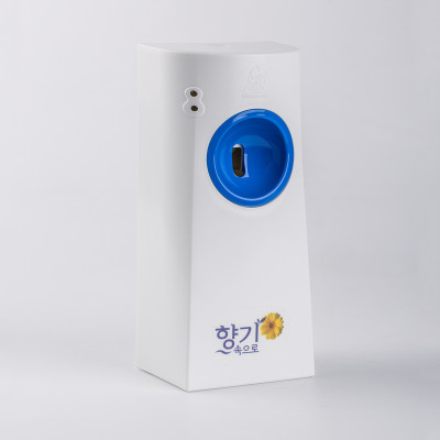 Bộ máy xịt phòng tự động kèm chai xịt phòng cao cấp Sandokkaebi Hàn Quốc 300ml (Màu máy xịt và mùi hương ngẫu nhiên)