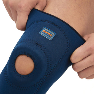 Bao đeo đầu gối với miếng đệm hở xương bánh chè Dr.MED DR-K007